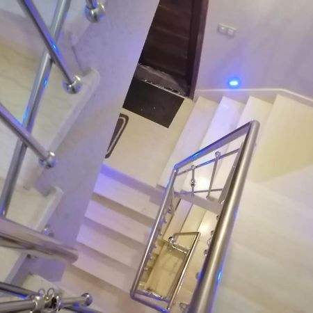 依索安Malak House公寓 外观 照片